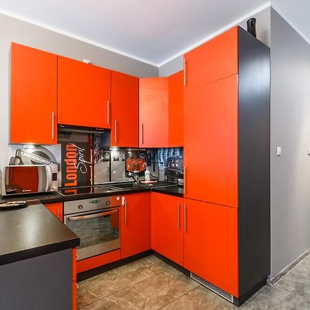 P&O Serviced Apartments Goclaw Warsaw Exterior photo
