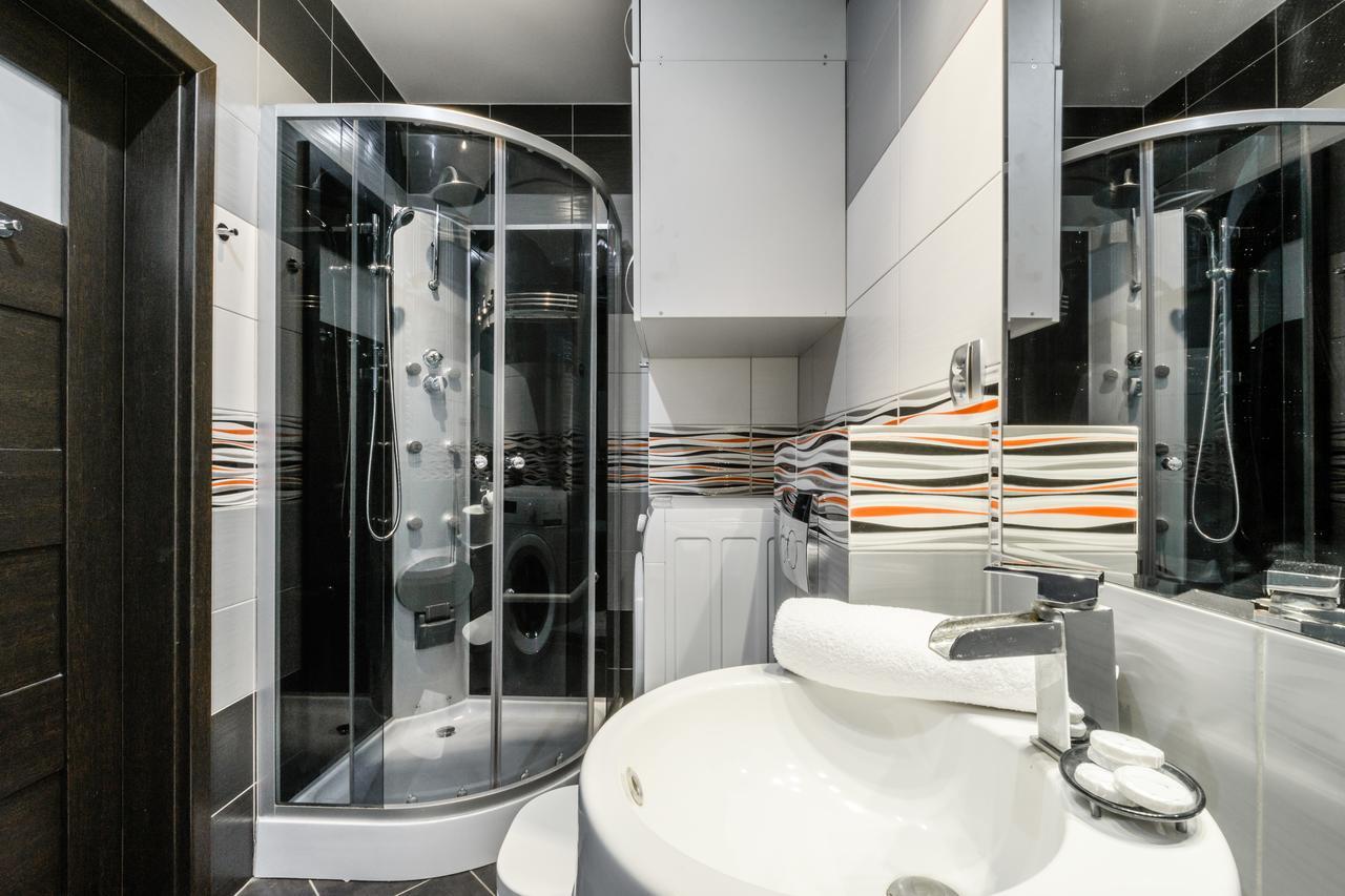 P&O Serviced Apartments Goclaw Warsaw Exterior photo